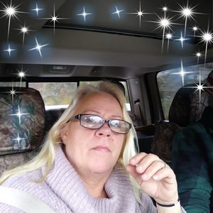 Meet your Posher, Annette